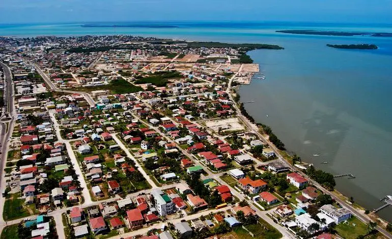 Vista aérea de la Ciudad de Belice