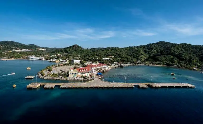 Puerto de cruceros de Roatán, Honduras