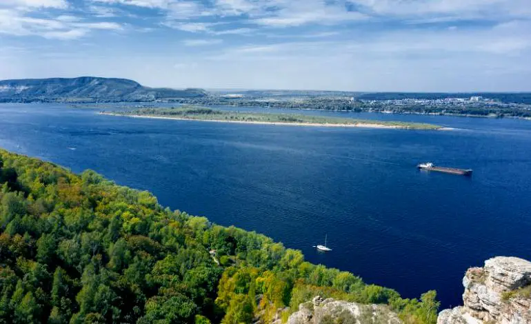 Vista del río Volga